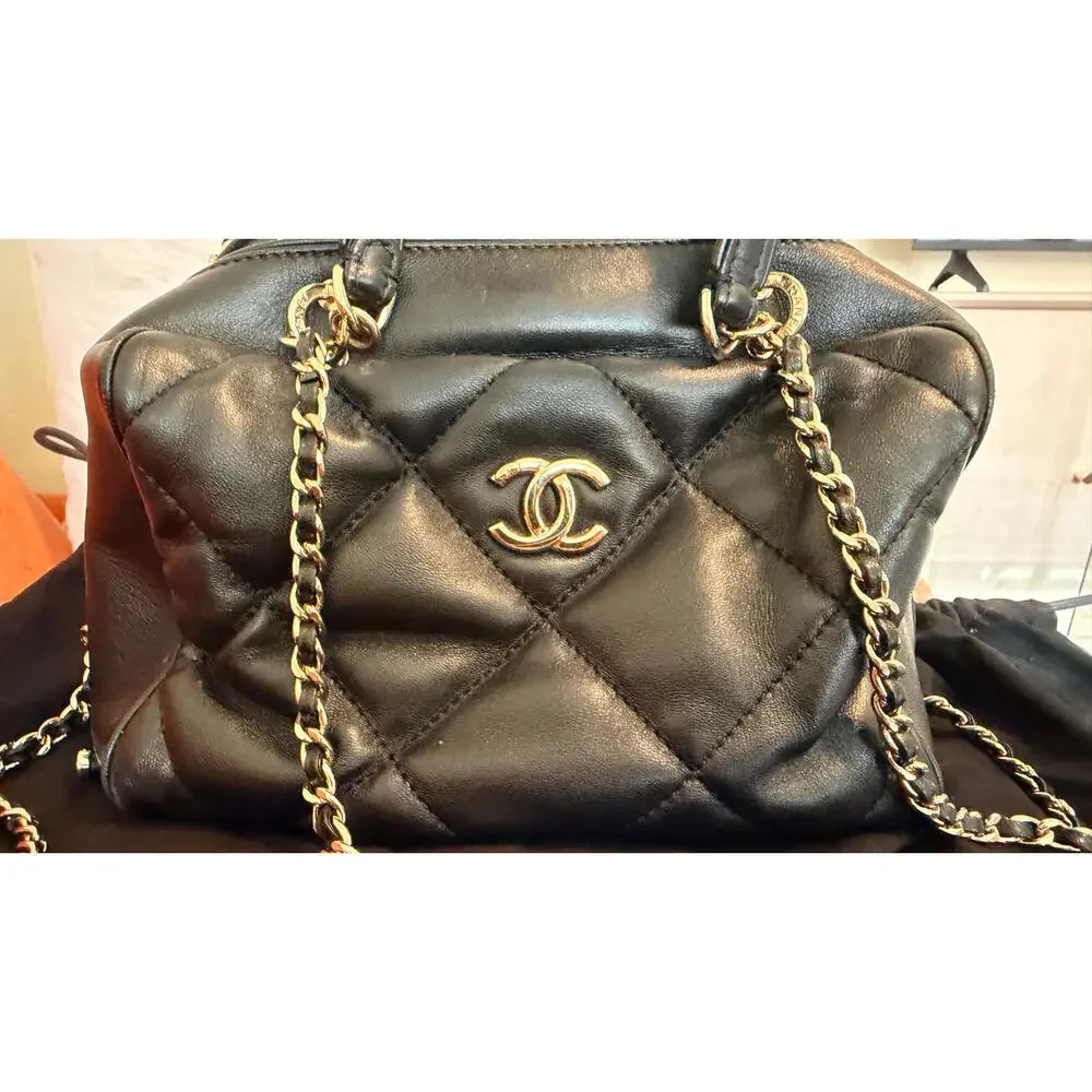 CHANEL BLACK QUILTED BOWLING CHAIN BAG - Picture 3 of 16